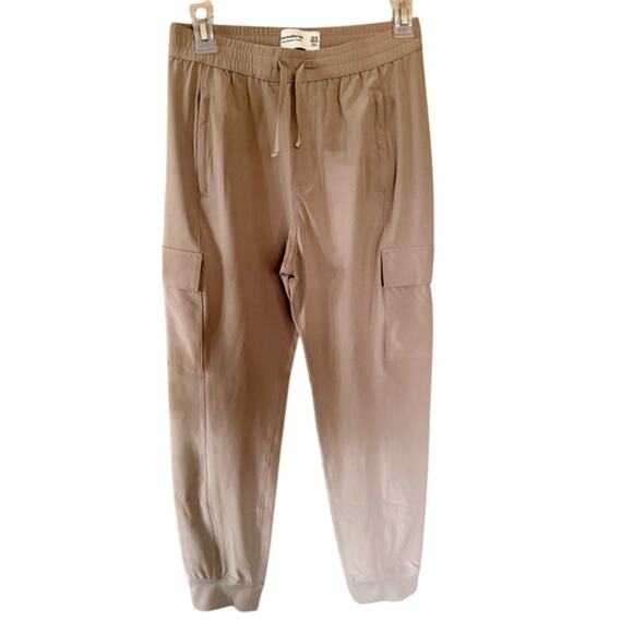 Abercrombie Kids Performance Jogger – Size 13/14 – NWT - Picture 2 of 8